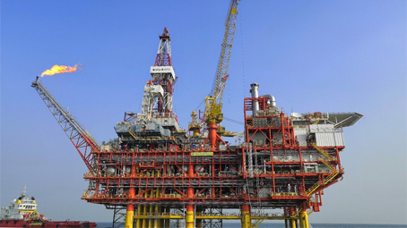 Intelligent monitoring of offshore platform equipment